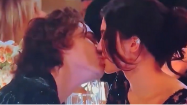 Η Κάιλι Τζένερ «έκανε ερωτική εξομολόγηση» στον Τίμοθι Σάλαμε στις Χρυσές Σφαίρες