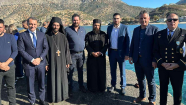 Μαλεβίζι: Πλήθος κόσμου στις τελετές καθαγιασμού των υδάτων