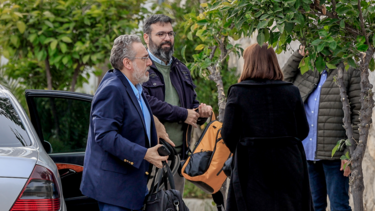 ΣΥΡΙΖΑ: Ποιοι βουλευτές απουσιάζουν από τη συνεδρίαση στις Σπέτσες