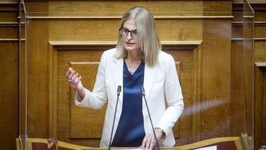 Αυγέρη: Κάθε πύλη στον φασισμό και τον ναζισμό οφείλει να είναι ερμητικά κλειστή