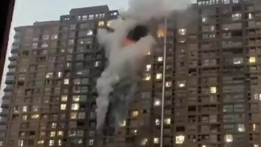 Κίνα: Τουλάχιστον 15 νεκροί και 44 τραυματίες από πυρκαγιά σε συγκρότημα κατοικιών