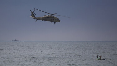 Νορβηγία: Διασώθηκαν και οι 6 επιβαίνοντες στο ελικόπτερο που κατέπεσε