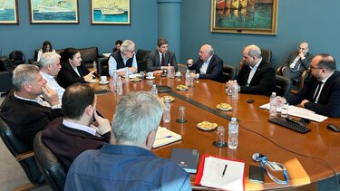 Α. Ροκάκης: "Τα Χανιά ζητούν λύσεις για μεταφορικό ισοδύναμο και μεταναστευτικές ροές"