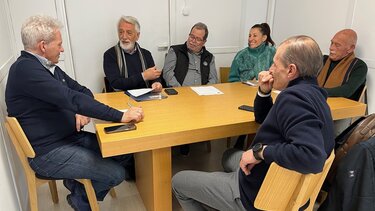 Με τον Περιβαλλοντικό Σύλλογο Αγίας Τριάδας συναντήθηκε ο Αλ. Καλοκαιρινός