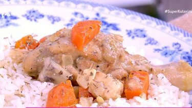 Κοτόπουλο λεμονάτο με θυμάρι από τον Π. Συρίγο