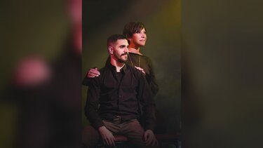 Από την Κρήτη στην Αθήνα ο Νικομανώλης Νύκταρης - Στο πλευρό της Κωνσταντίνας