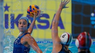 Κορίτσια... φουλ για μετάλλιο: Με θρίαμβο η επιστροφή της Εθνικής πόλο γυναικών