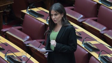 Μακρή σε Βατσινά: Θέμα πολύ λίγου χρόνου η εξίσωση των πτυχίων των αποφοίτων ΑΕΙ Τεχνολογικού Τομέα