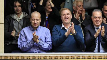 Αυτό είναι το πρώτο ομόφυλο ζευγάρι που δημοσίευσε αγγελία γάμου στην Ελλάδα