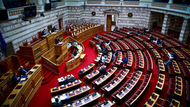 Στην Ολομέλεια της Βουλής σήμερα το πόρισμα της ΝΔ για τα Τέμπη