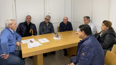 Η ανάπλαση της λεωφόρου Καλοκαιρινού στο επίκεντρο συνάντησης με επιχειρηματίες της περιοχής