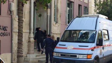 Ελεύθερες οι δύο 16χρονες - Παραγγελία για προκαταρκτική έρευνα