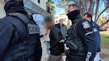 Στον εισαγγελέα ο 34χρονος που χτύπησε τη σύζυγό του και στην περιέλουσε με χλωρίνη στο Άργος