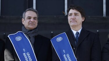 Μητσοτάκης και Τριντό στην παρέλαση για την 25η Μαρτίου στον Καναδά