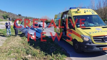 Τροχαίο στο δρόμο Ηρακλείου - Μοιρών: ΙΧ έπεσε πάνω σε σταθμευμένο όχημα