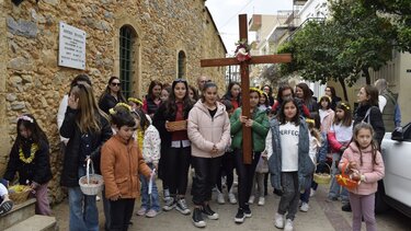 Αναβιώνουν το έθιμο με τα κάλαντα του Λαζάρου στα Μάλια