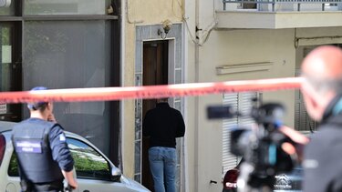 Ηλιούπολη: Εξετάζεται ο γιος να σκότωσε την μητέρα του και να αυτοκτόνησε