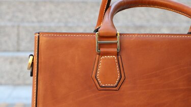 Έκλεψε την τσάντα εργαζόμενης από επιχείρηση αλλά δεν γλίτωσε τη σύλληψη 