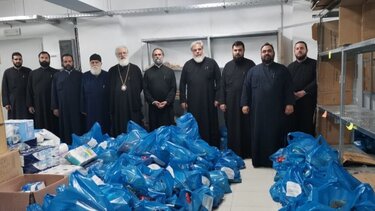 Διανομή δεμάτων ενόψει του Πάσχα από την Μητρόπολη Αρκαλοχωρίου