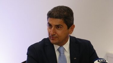 Φτιάχνει παράδοση ο Αυγενάκης!