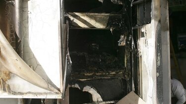 Πάτρα: Ανατίναξαν ΑΤΜ, άρπαξαν χρηματικό πόσο και διέφυγαν με μηχανή