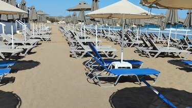 Ξεκινά αύριο τη λειτουργία της η δημοτική ακτή Καρτερού