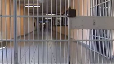 Στη φυλακή τα αρχηγικά μέλη της σπείρας που διακινούσε ναρκωτικά σε σχολεία