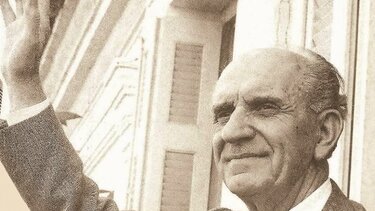 Παρουσιάζεται η πολιτική βιογραφία του "γέρου" της Δημοκρατίας, Γεωργίου Παπανδρέου 