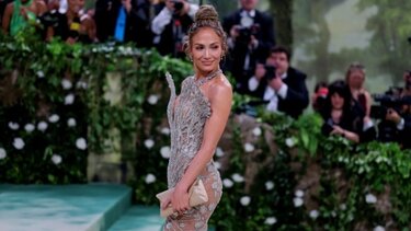 Νέα σόλο εμφάνιση της Τζένιφερ Λόπεζ στην πρεμιέρα της νέας της ταινίας «Atlas»