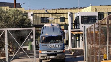 Ναυάγιο της Πύλου: Στην Αστυνομική Διεύθυνση Αργολίδας οι Αιγύπτιοι κατηγορούμενοι