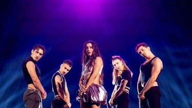 Έπαινοι του BBC για το "Zari" της Μαρίνας Σάττι: «Avant-garde κολάζ ήχου»