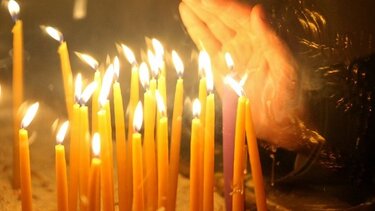 Το μοιρολόι της Παναγίας στην ενορία του Αγίου Νικολάου στη Νέα Αλικαρνασσό