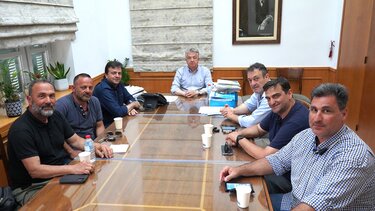 Συνάντηση Αρναουτάκη με Σωματείο Οδηγών Τουριστικών Λεωφορείων Κρήτης "Ερμής"