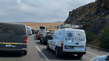 Έχασε τον έλεγχο του αγροτικού και έπεσε πάνω στο διαχωριστικό