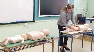 Ολοκληρώθηκε ο φετινός κύκλος σεμιναρίων ΚΑΡΠΑ σε σχολεία από τον Ιατρικό Σύλλογο Ηρακλείου