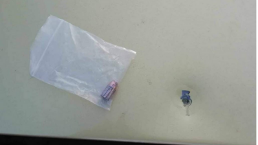 Σφαίρα "προσγειώθηκε" σε αυτοκίνητο - Άγιο είχε η οδηγός