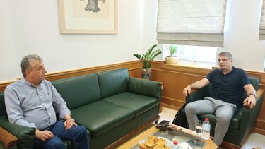 Συνάντηση Αρναουτάκη με τον Γενικό Περιφερειακό Αστυνομικό Δ/ντη Κρήτης 