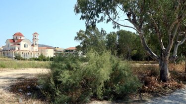 Ακαθάριστα οικόπεδα: Ποιοι κινδυνεύουν με πρόστιμο ύψους 1.000 ευρώ