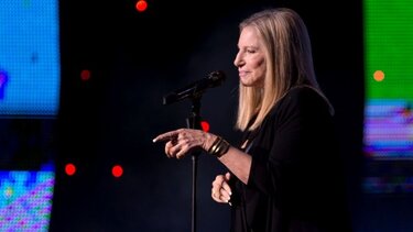 Η Μπάρμπρα Στρέιζαντ για τον σύζυγό της με αφορμή τα 26 χρόνια έγγαμου βίου