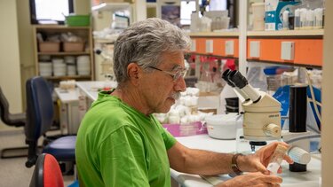 Η πρυτανεία του Πανεπιστημίου Κρήτης συγχαίρει τον καθηγητή Χρ. Δελιδάκη