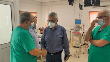 Επίσκεψη Ν. Παπαβασιλείου στο νοσοκομείο Αγίου Νικολάου