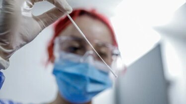 Rapid tests: Που θα γίνονται οι δειγματοληψίες της Δευτέρας