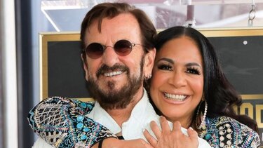 Ο Σερ Ρίνγκο Σταρ γιόρτασε τα γενέθλιά του και διέδωσε μήνυμα «ειρήνης και αγάπης»