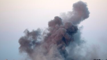 Οι Χούθι έπληξαν ελληνόκτητο πλοίο ανοιχτά της Υεμένης