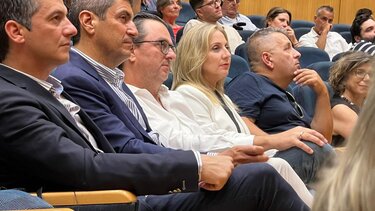 Αυγενάκης: «Το ελληνικό κρασί κάνει άλματα σε ποιότητα»