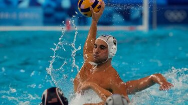 Ελλάδα – Σερβία 13-6: Φιλική νίκη για την εθνική πόλο των ανδρών με «όπλο» την άμυνα