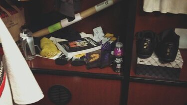 Το προσωπικό... ντουλάπι του Κόμπι, πουλήθηκε για 2,9 εκ.δολάρια