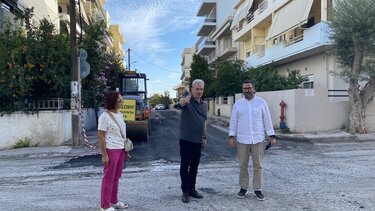 Στις εργασίες ασφαλτόστρωσης στην περιοχή του Μασταμπά ο Δήμαρχος Ηρακλείου