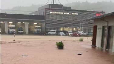 Πλημμύρες και κατολισθήσεις στην Ιαπωνία: Ένας νεκρός, έξι αγνοούμενοι