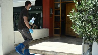 Άνδρας βρέθηκε μαχαιρωμένος στο σπίτι του στη Νέα Σμύρνη